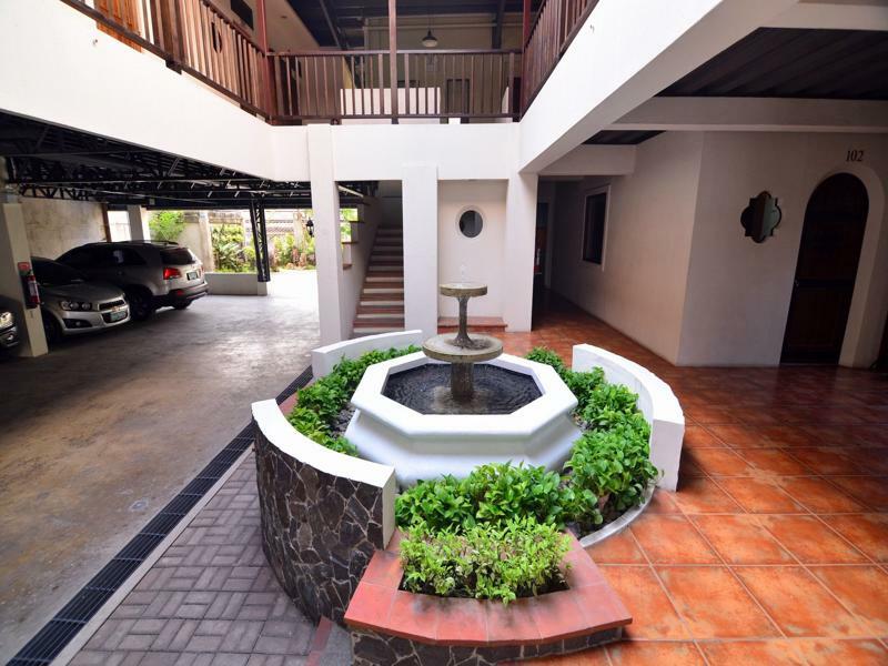 Versteeg Vacations - Fontana Residences Cebu Kültér fotó
